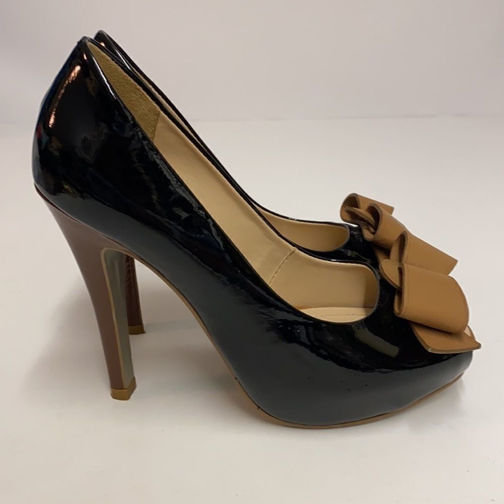 Bruno Menegatti Patent‎ Leather Platform Heels Size 7 A9 - Picture 5 of 8